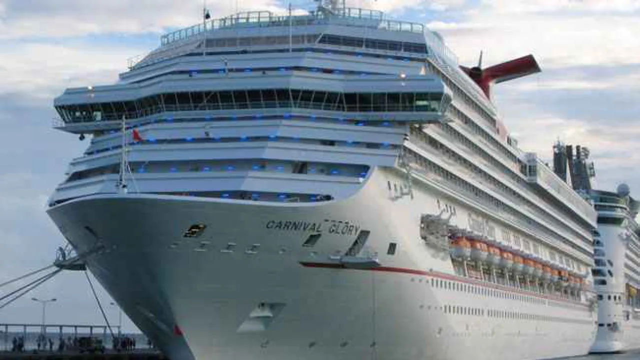 Carnival Glory