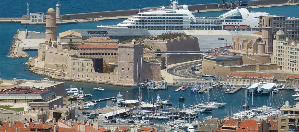 Marseille, Port, Croisière en Méditerranée