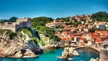 Paysages des croisières dans l'Adriatique