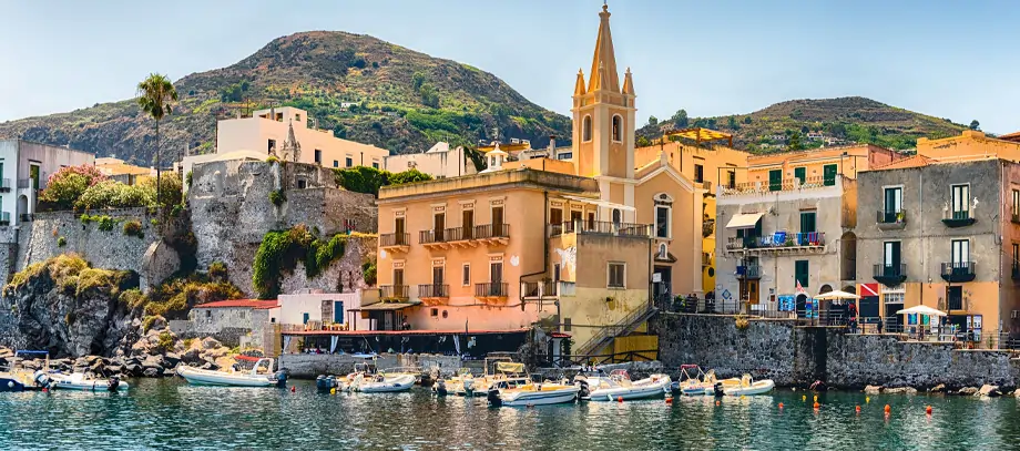 Port Escale Lipari