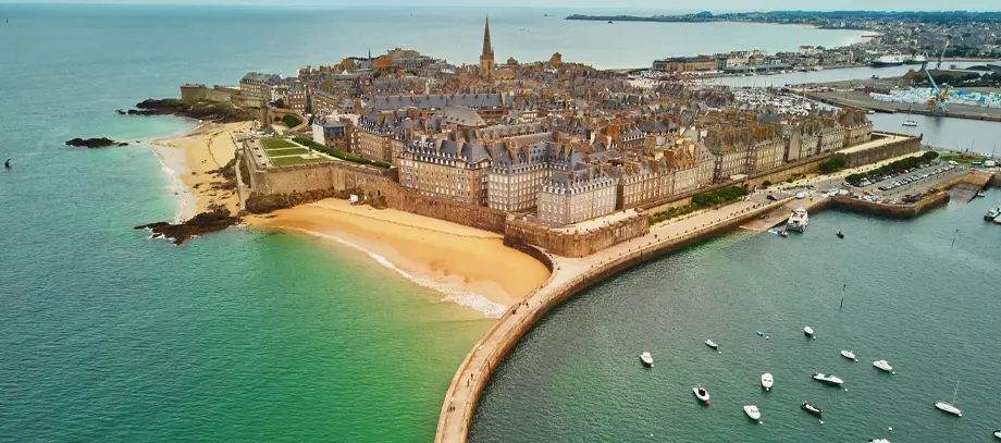Port Escale St. Malo