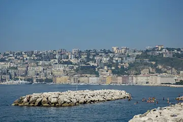 Vue sur la mer depuis  Lungomare