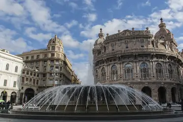 Fontaine, Piazza De Ferrari à Gênes