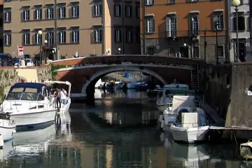 Escaliers du Pont de Marmo et des Isolotti à Livourne
