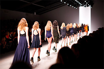 Défilé de mode pendant la New York Fashion Week