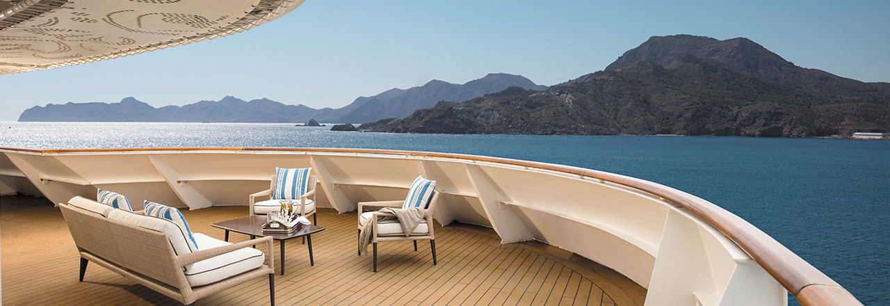 ambiance luxueuse chez Regent Seven Seas Cruises