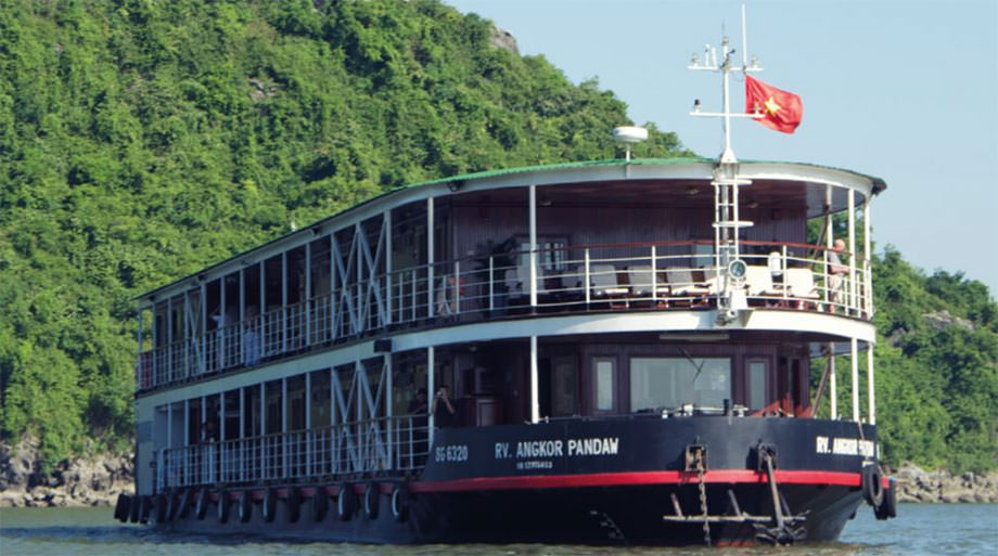 petits navires Rivage du Monde