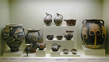 Vases du style de Kamares, Musée archéologique d'Héraklion