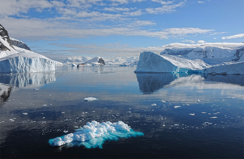 Icebergs en Antarctique