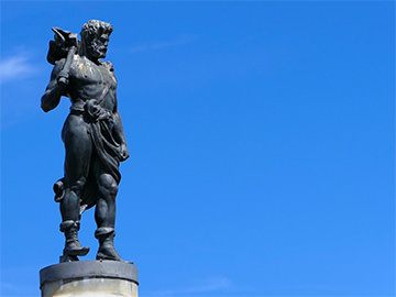Statue du Dieu Thor à Stockholm