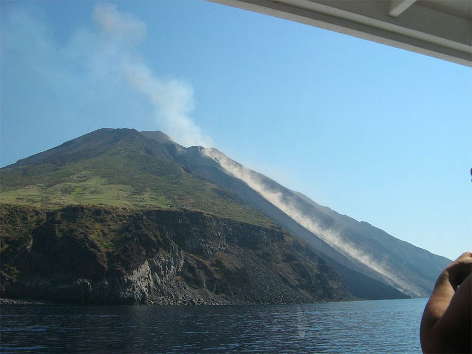Volcan Stromboli en éruption