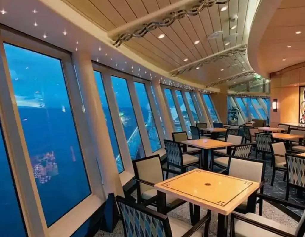 Pont à bord de l'Adventure of the Seas