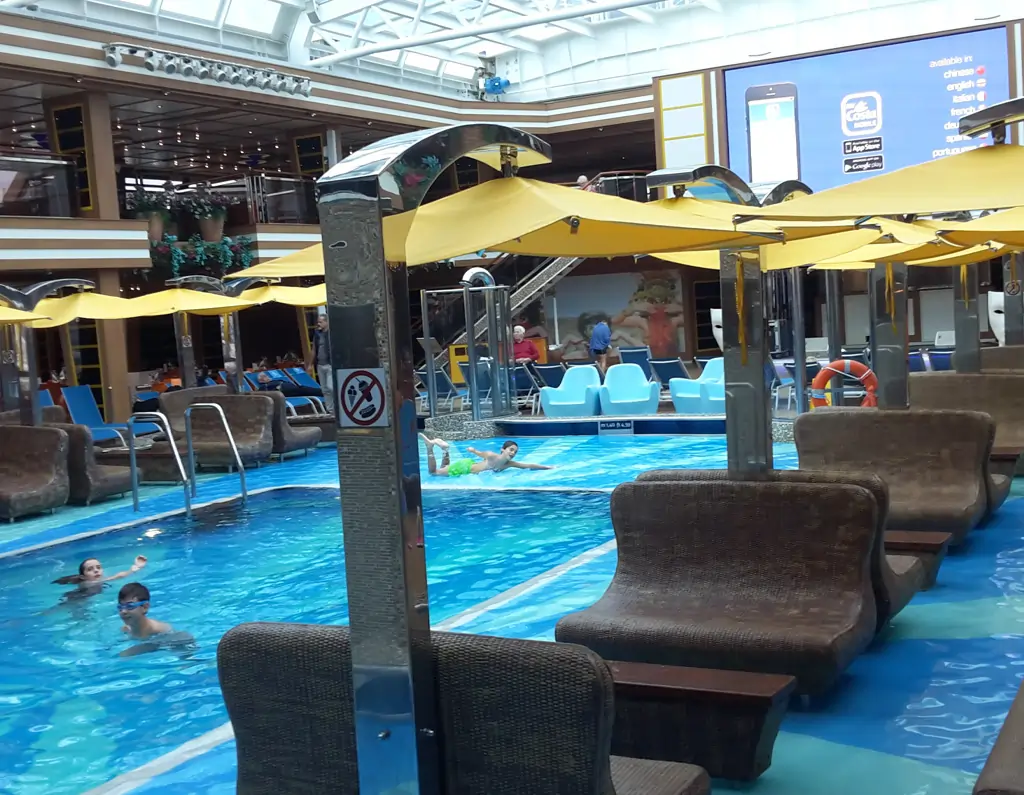 Activité à bord du bateau de croisière Costa diadema