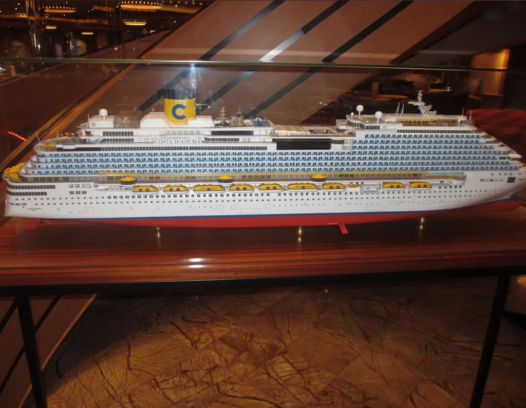 Le bateau de croisière Costa diadema
