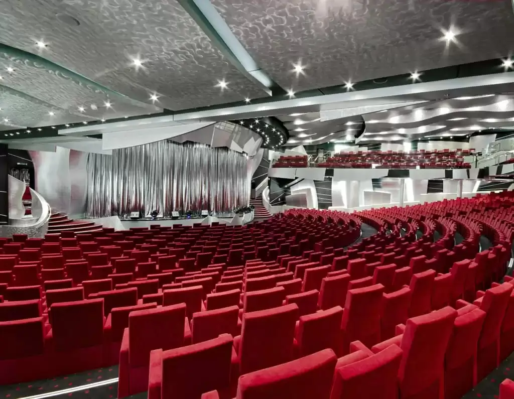 Activité du bateau de croisière MSC Divina
