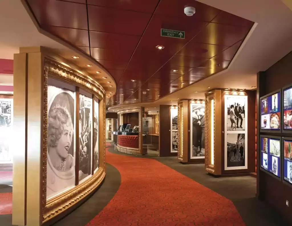 Le paquebot de croisière MSC Fantasia