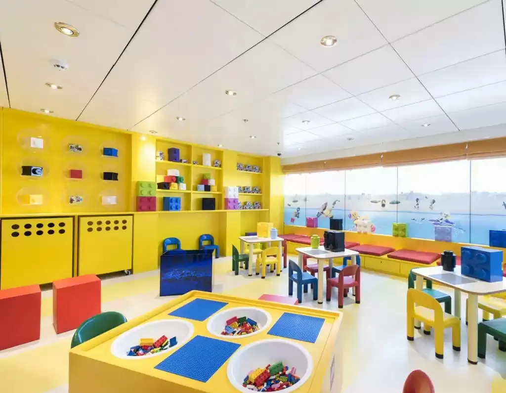 Activité à bord du bateau de croisière MSC Opera
