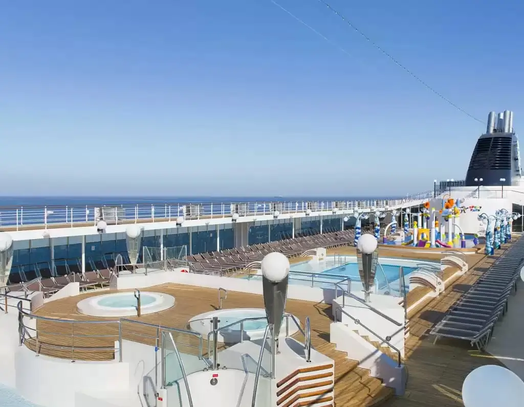 Bateau de croisière MSC Opera
