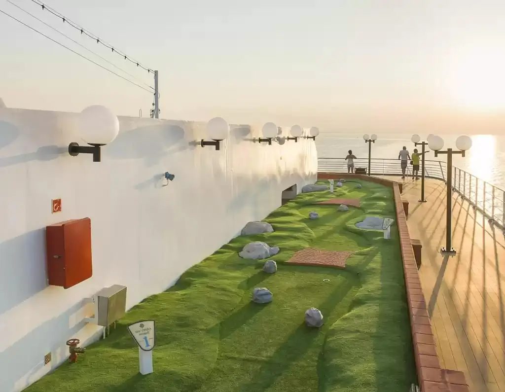 Bateau de croisière MSC Opera