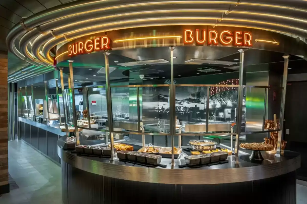 Buffet américain Luna Park à bord du MSC World Europa