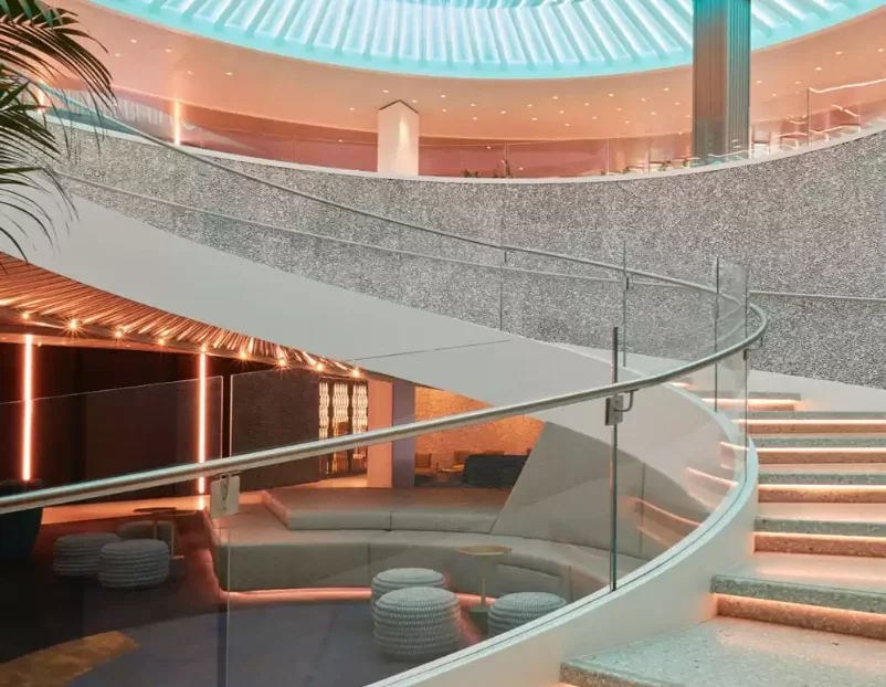 Le bateau de croisière Valiant Lady (Virgin Voyages)